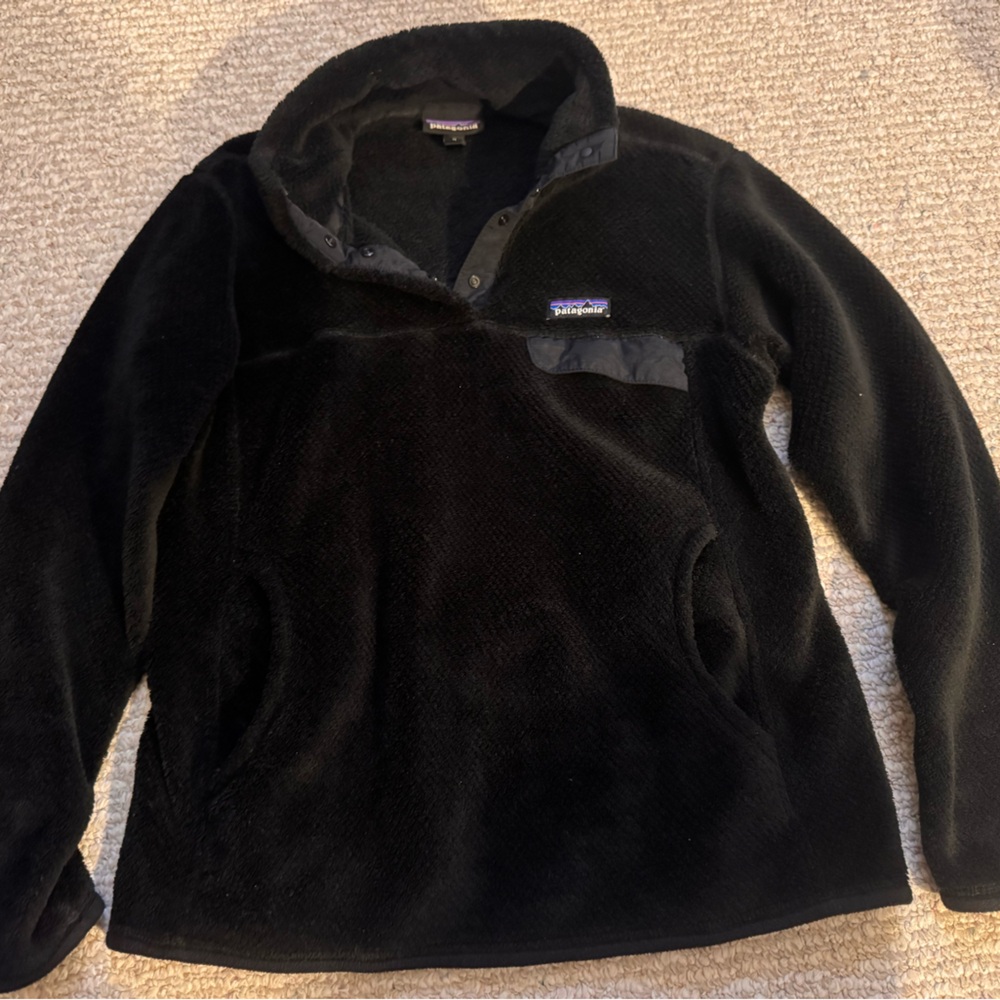 Black Fleece Pullover